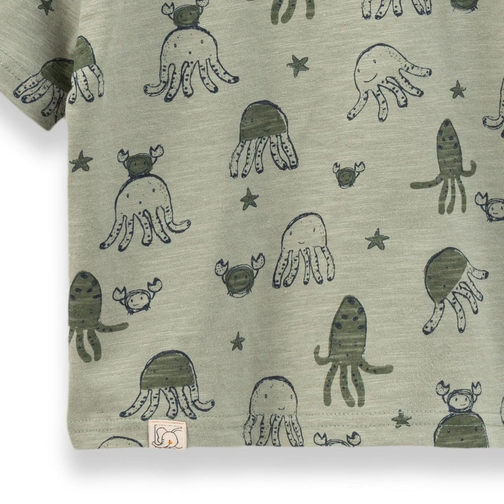 jelly fish printed cotton baby pyjama set clsoeup