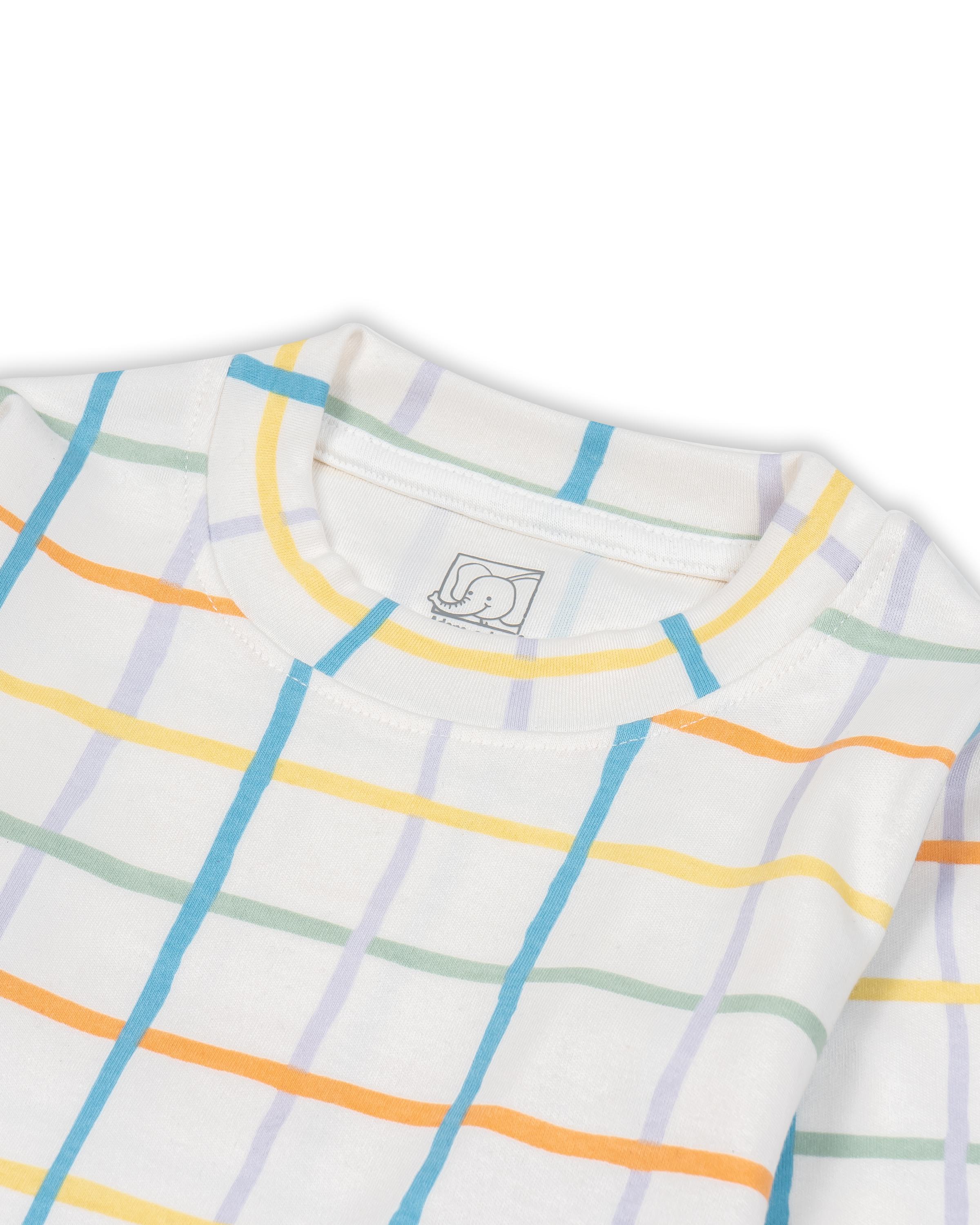 checked kids full sleeve kids tshirt pyjama closeup