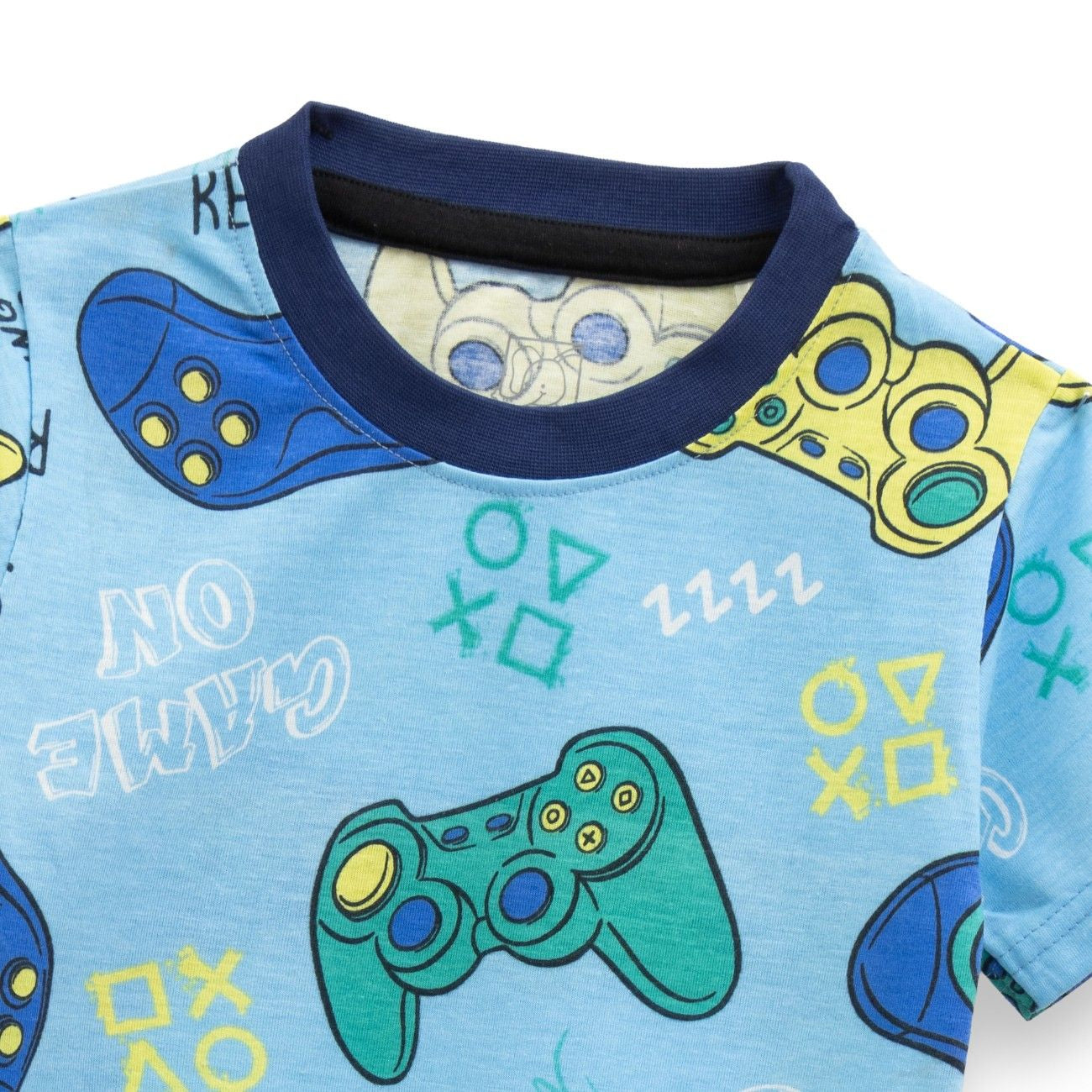 gamer printed blue kids clothing set closeup